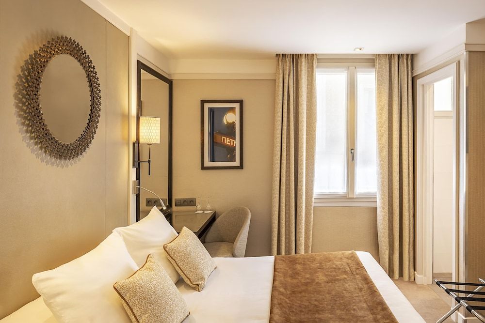 Best Western Plus Hotel Sydney Opera Classic Room, 1 Double Bed, Non Smoking (Small Room) 3