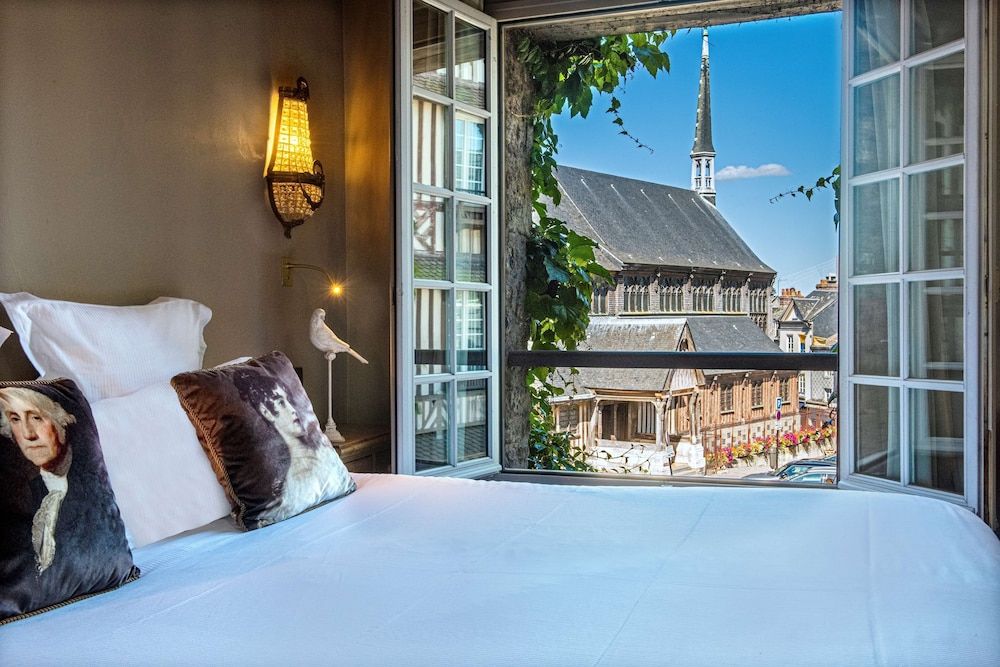 Suite, Non Smoking, View (Saint Catherine Church View)