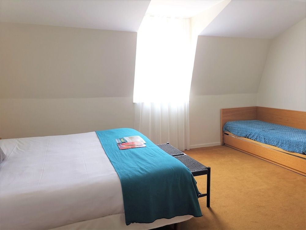 Hotel de la Vallee Family Quadruple Room 2