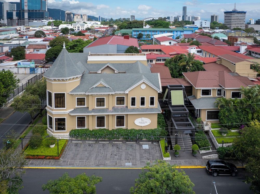 undefined Hotel Grano de Oro 2