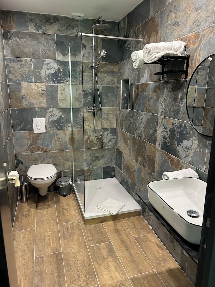 Hôtel & SPA Le Gambetta, Centre-ville, Bergerac Comfort Double Room (160 cm bed) 8