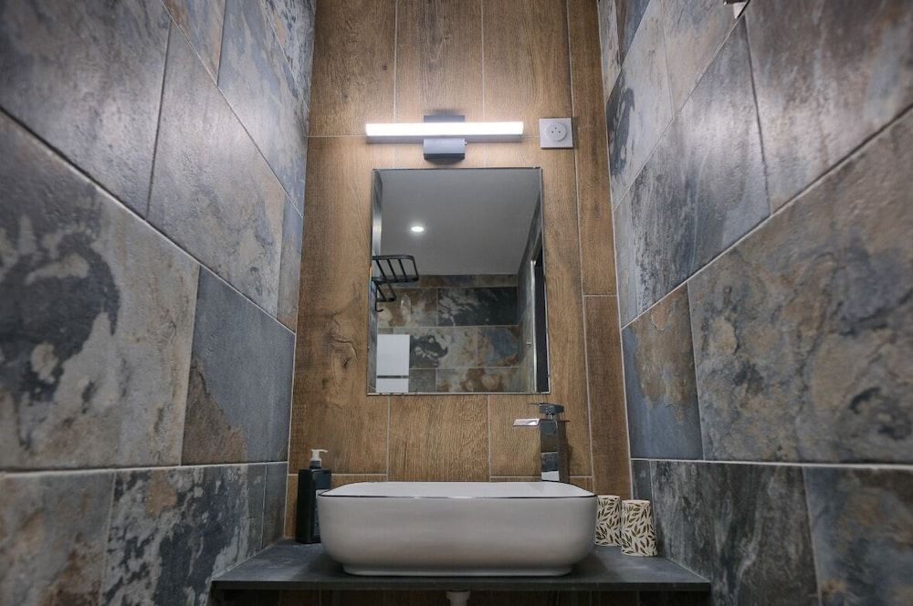 Hôtel & SPA Le Gambetta, Centre-ville, Bergerac Comfort Double Room (160 cm bed) 12