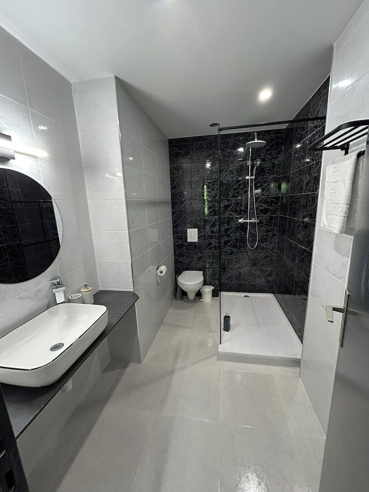 Hôtel & SPA Le Gambetta, Centre-ville, Bergerac Comfort Double Room (160 cm bed) 10