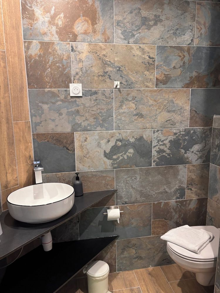 Hôtel & SPA Le Gambetta, Centre-ville, Bergerac Comfort Double Room (160 cm bed) 14