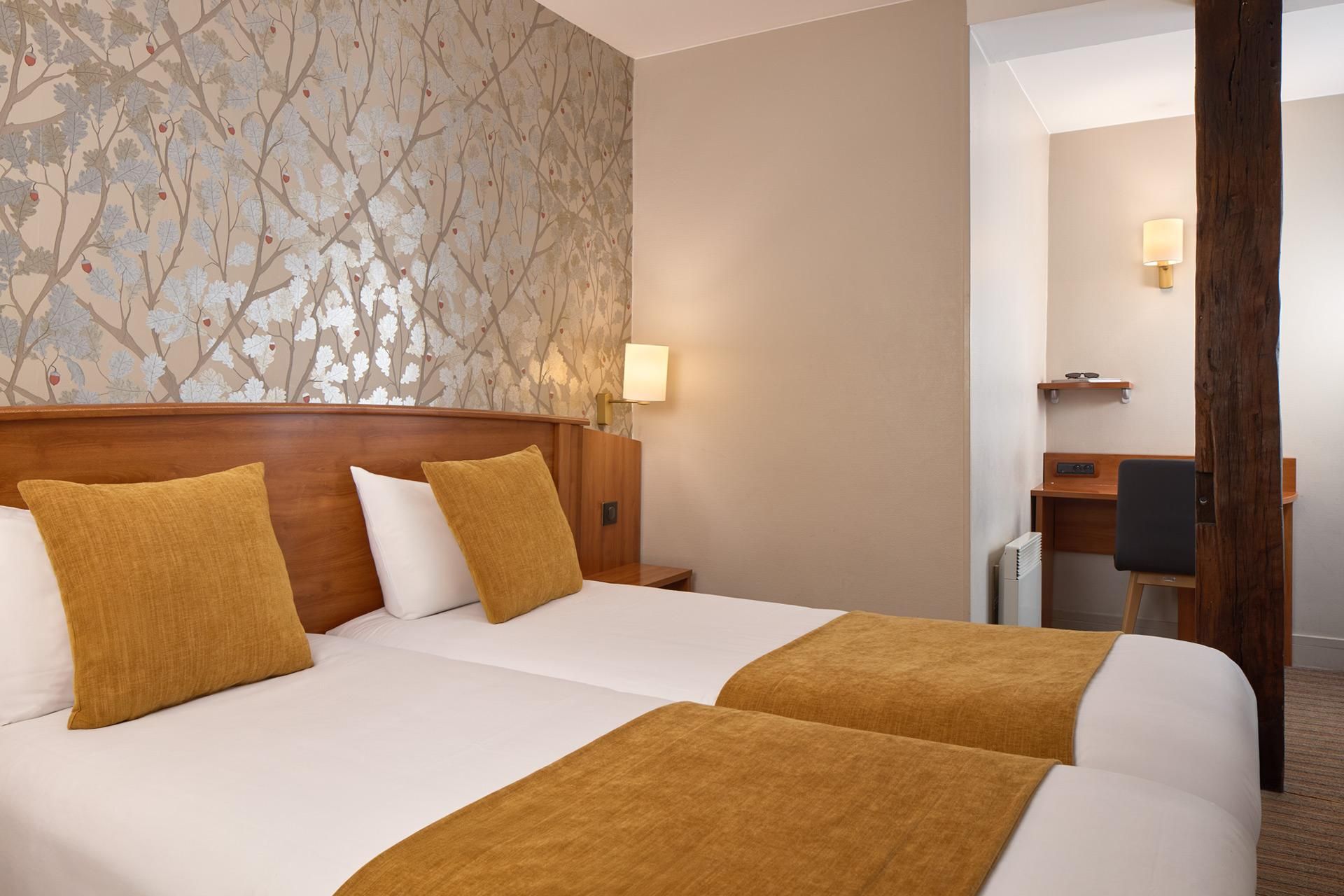 Superior Room with Twin Bed