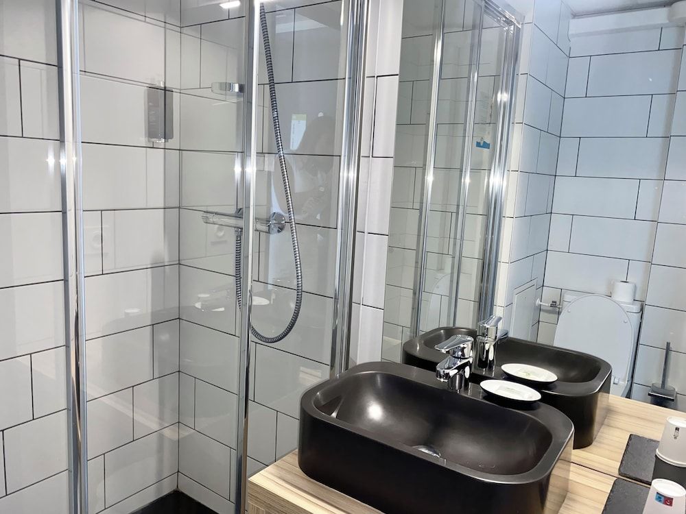 Aka Lodge Lyon Eurexpo Arena Stadium Business Double or Twin Room 4