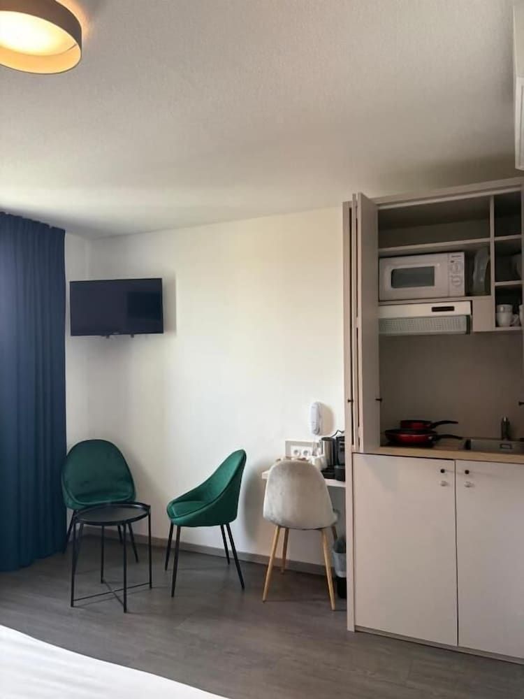 Aka Lodge Lyon Eurexpo Arena Stadium Premium Studio 5