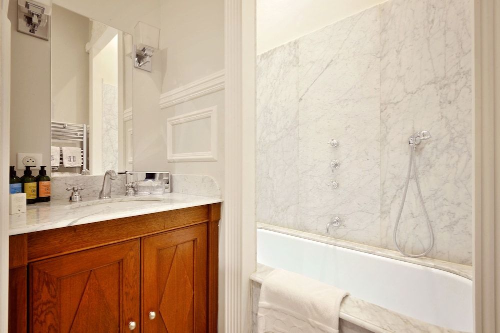 Villa Victor Louis Superior Room 6