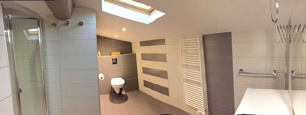 Hôtel Du Pont Vieux Superior Double Room, Private Bathroom, Garden Area 6