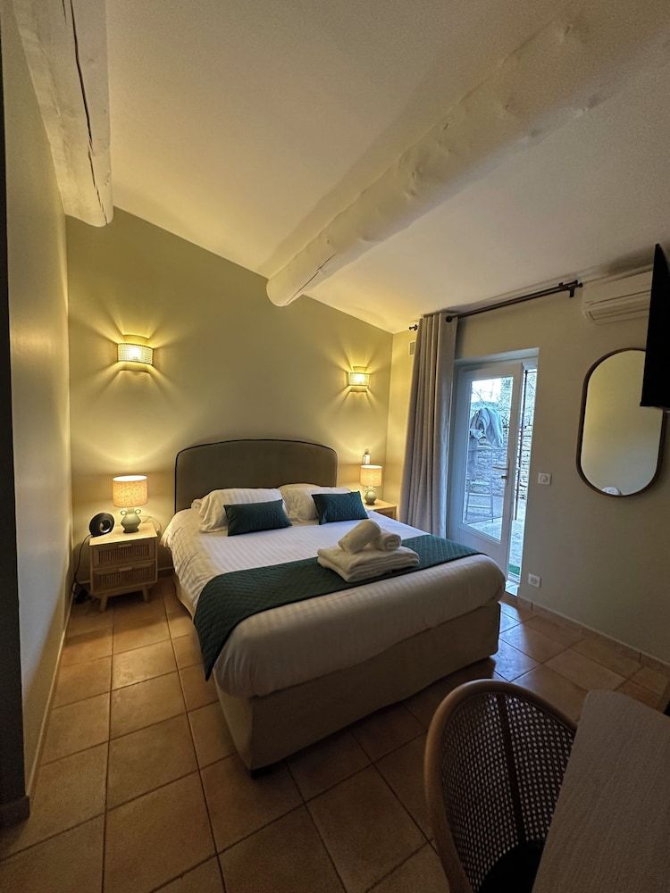 Classic Double Room, 1 Queen Bed, Terrace, Ground Floor
