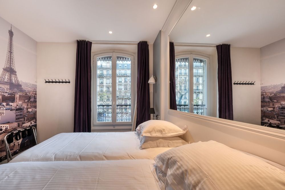 Classic Twin Room