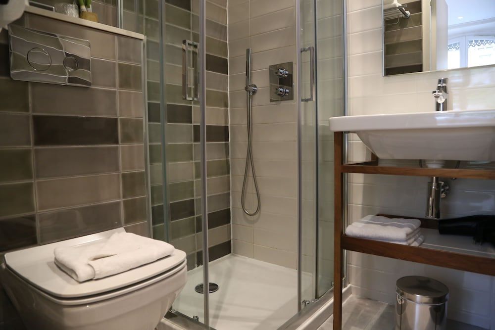 Stella Deluxe Double Room 7