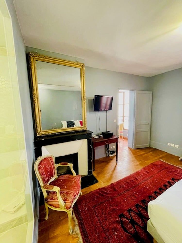 Hotel le Pavillon Standard Apartment, Tower 11