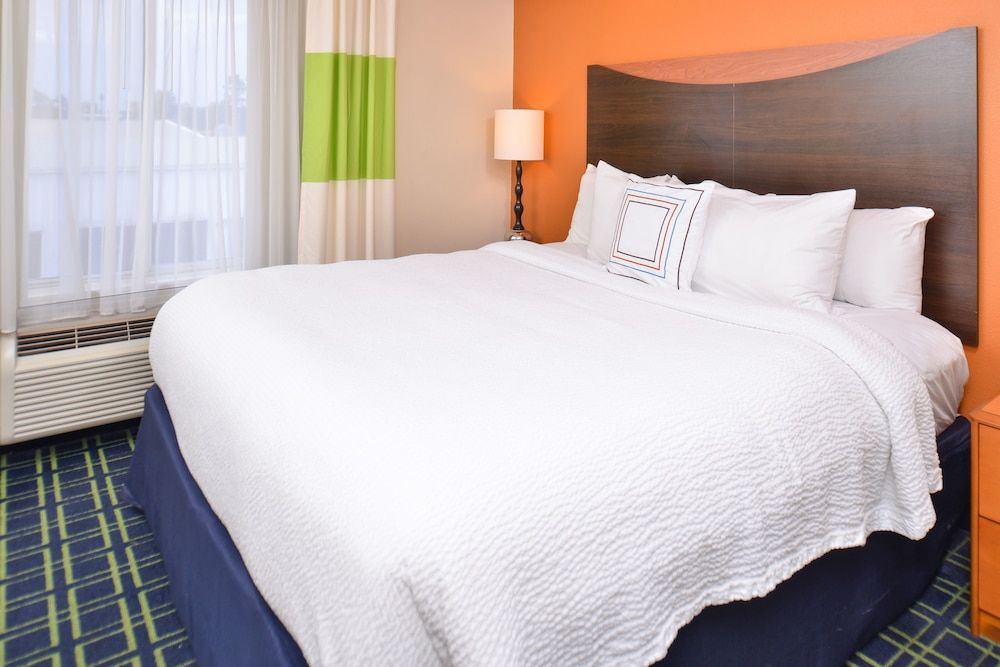 Room, 1 King Bed with Sofa bed, Non Smoking