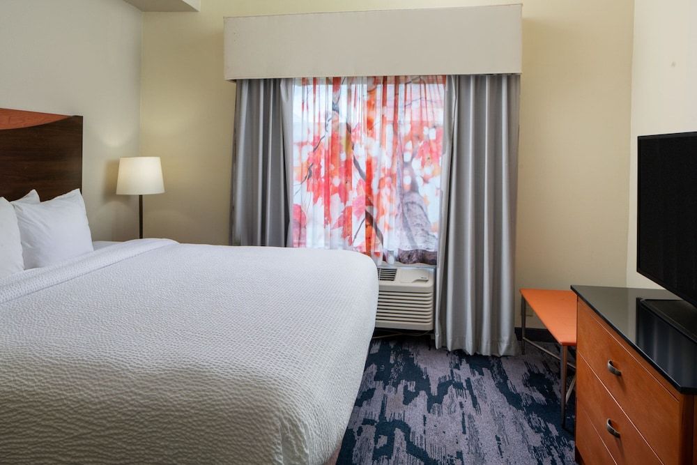 Room, 1 King Bed with Sofa bed, Non Smoking