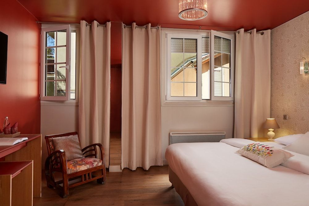 Hotel Le Vert Galant Comfort Double Room 9