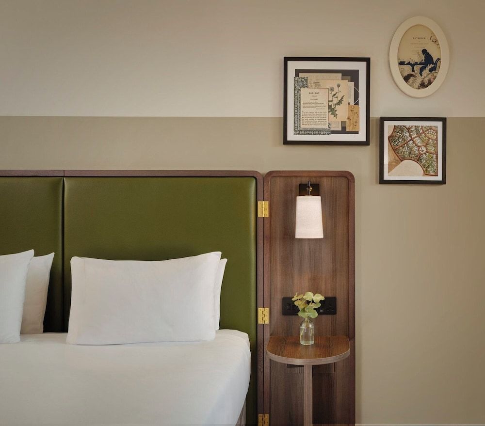 Mount Royal Hotel Edinburgh by The Unlimited Collection Standard Room, 1 Queen Bed (Classic Room, 1 Queen Bed) 3