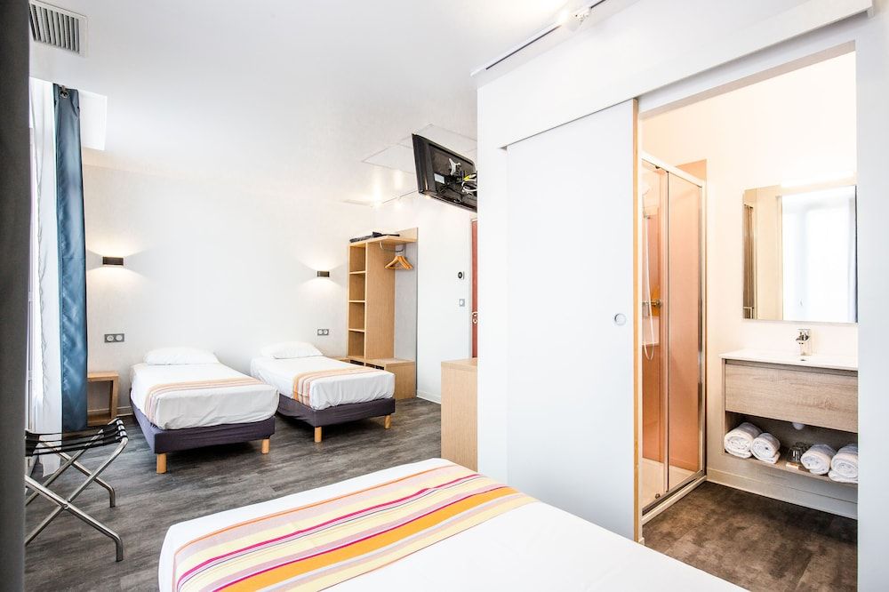 Hôtel PB - Paris-Barcelone Standard Triple Room 5