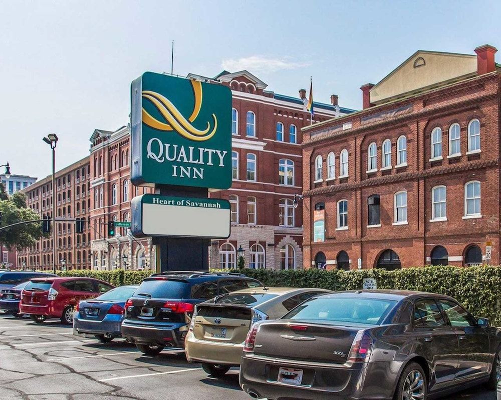 undefined Quality Inn Savannah Historic District 3