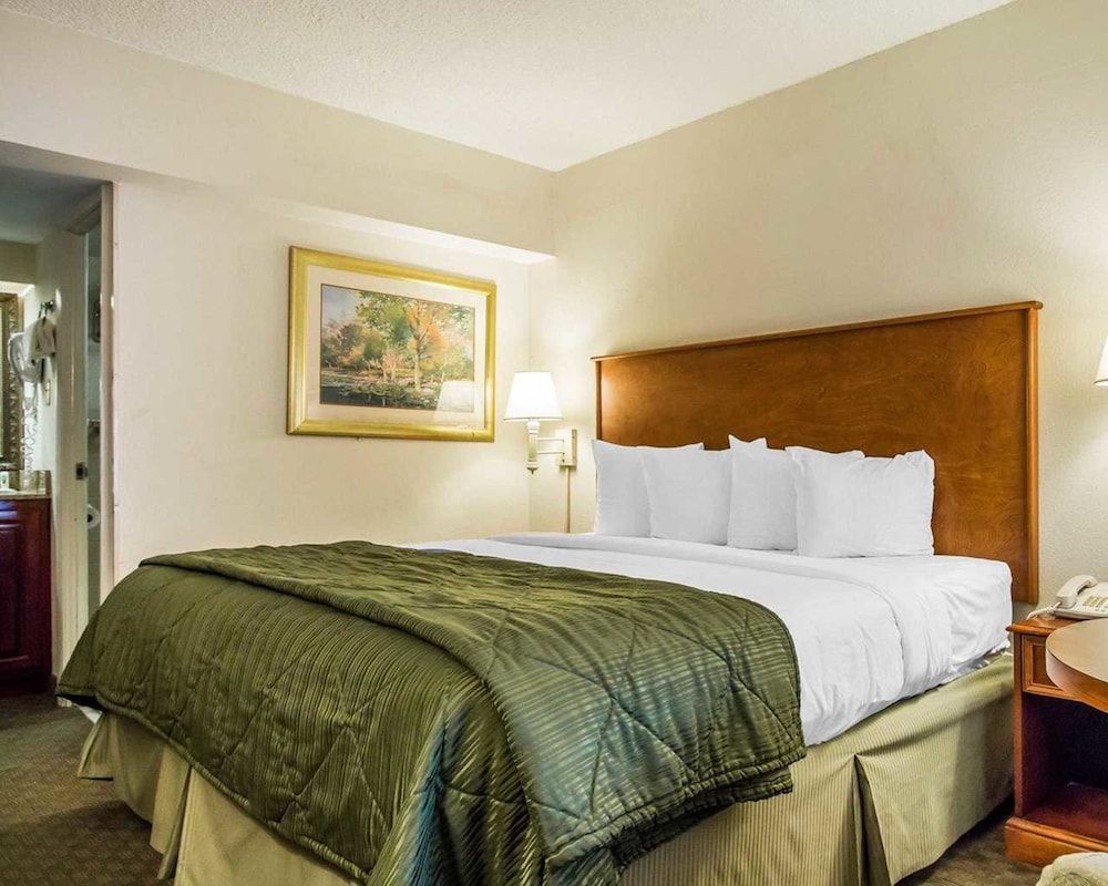 undefined Quality Inn Savannah Historic District 7