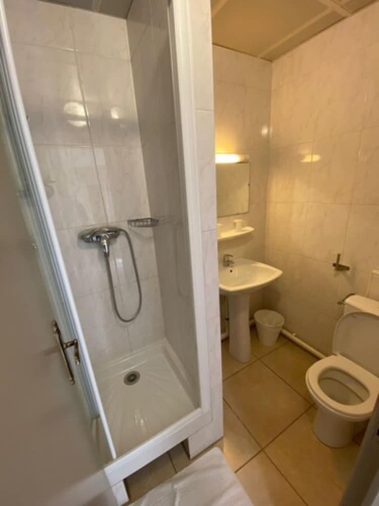 Hotel Angleterre Double Room 4