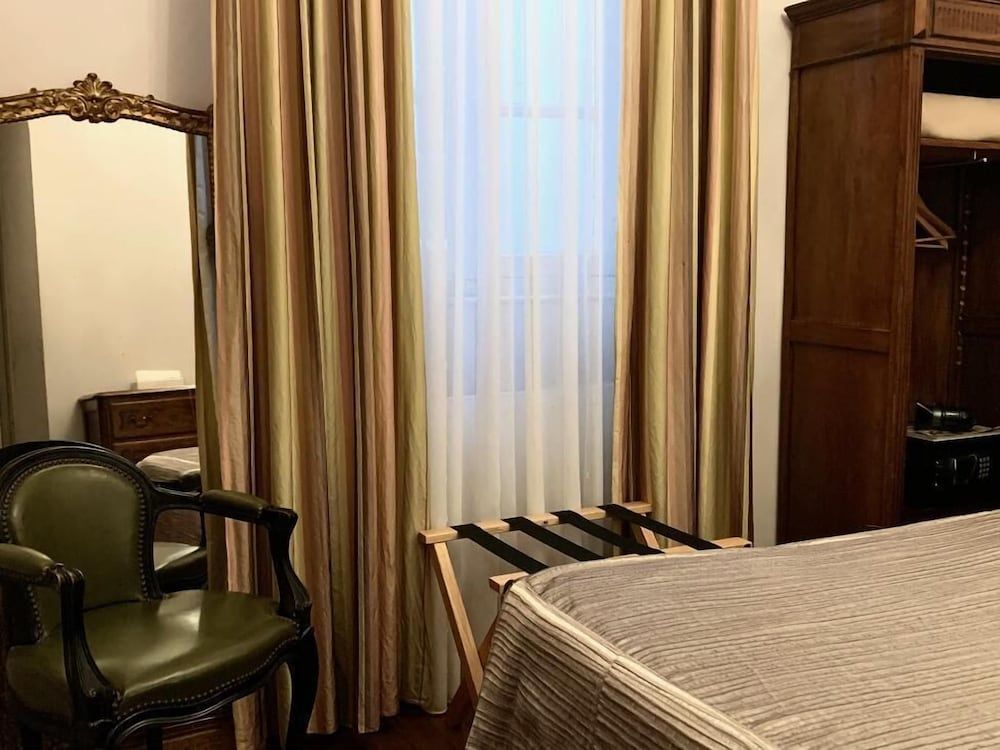 Hôtel Windsor Home Standard Double Room 4