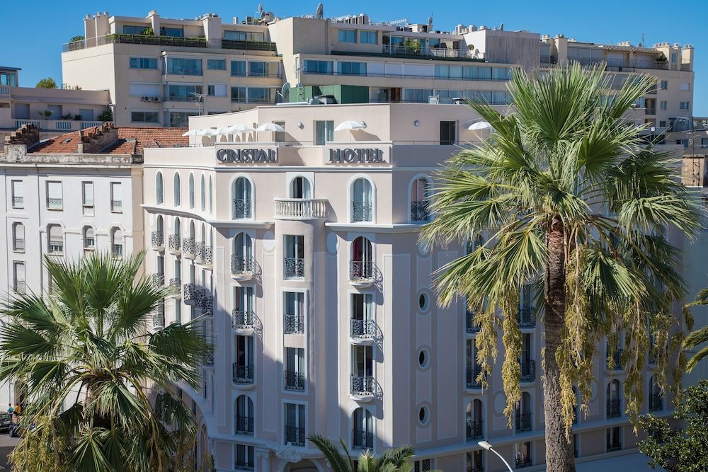 undefined CRISTAL HOTEL & SPA 2