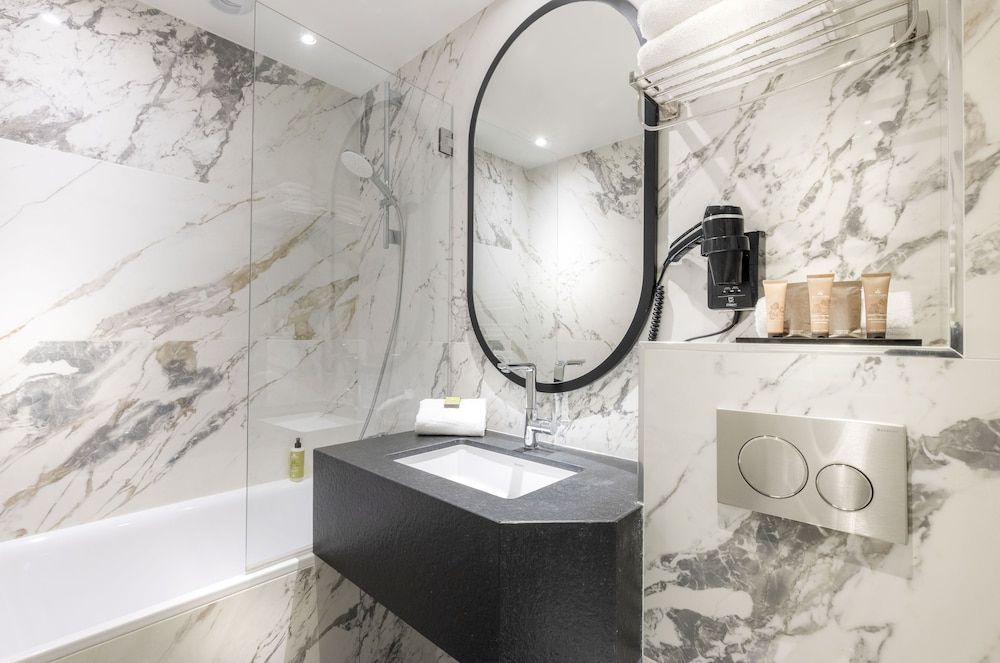 Hôtel du Bois Champs-Elysées Classic Double Room 11