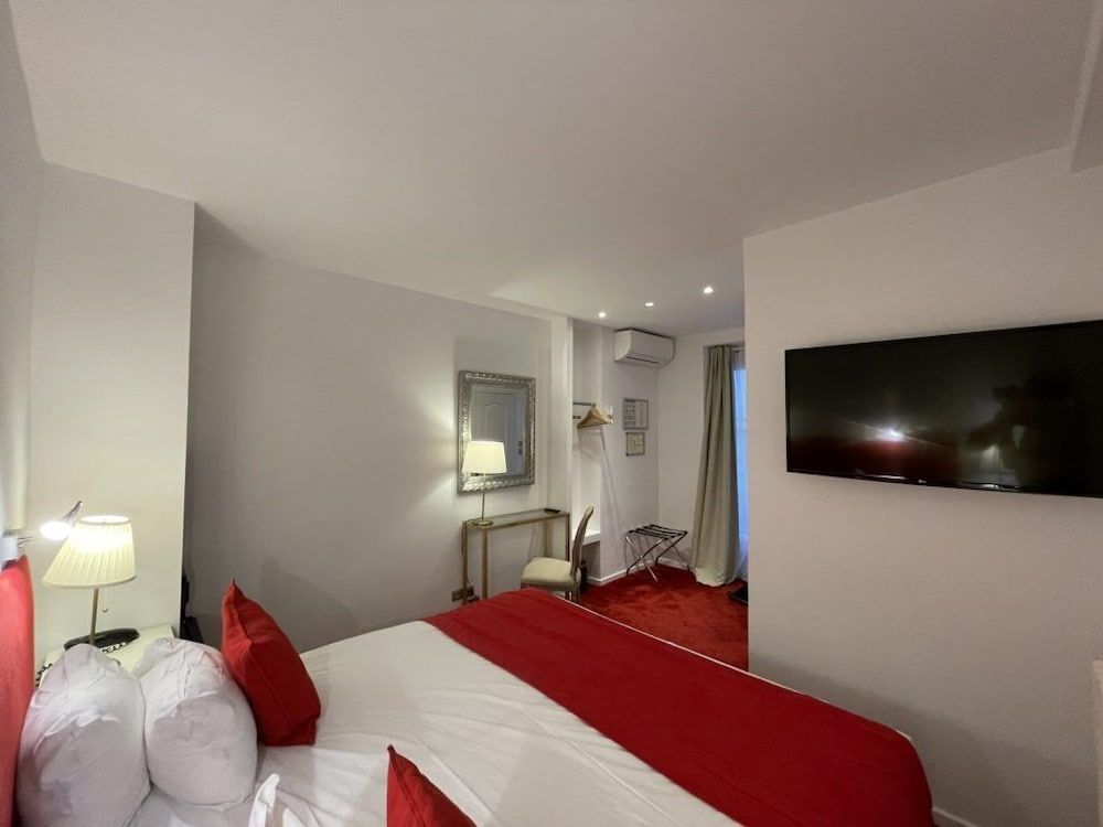 undefined Hôtel Churchill 5