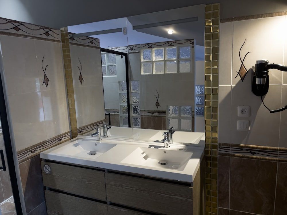 Le grand hôtel Molière Deluxe Penthouse 8