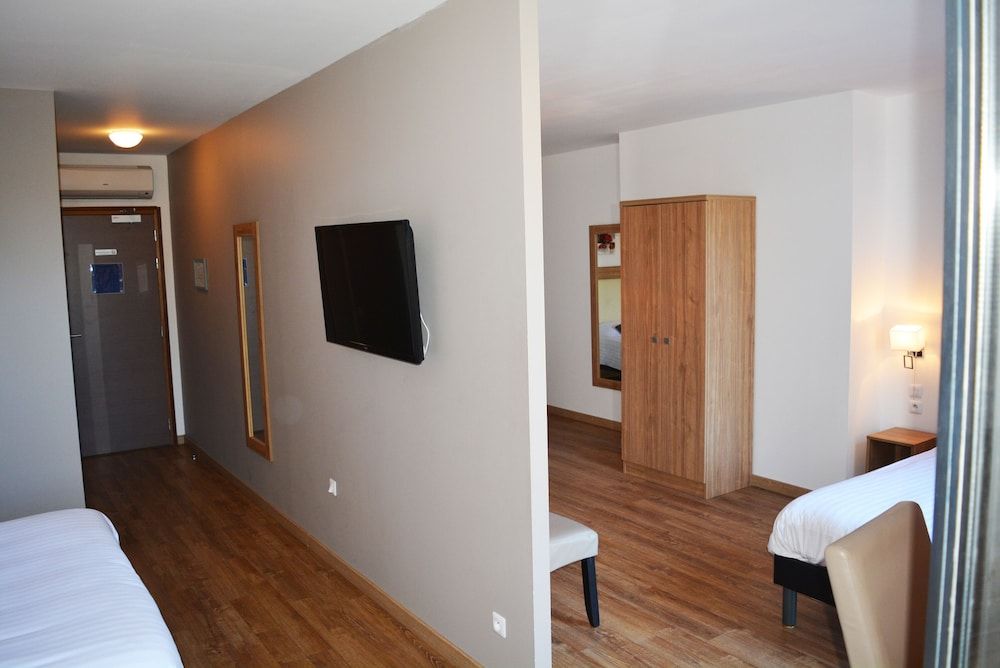 Le grand hôtel Molière Family Suite 4