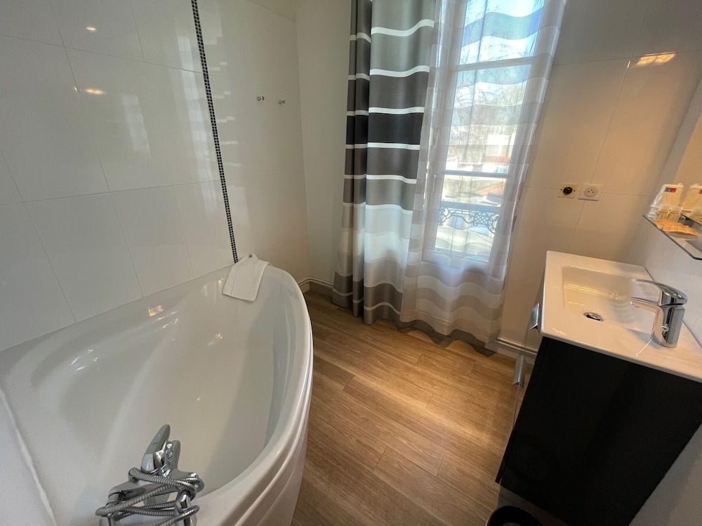 Hôtel du Moulin, Niort Comfort Double Room 3