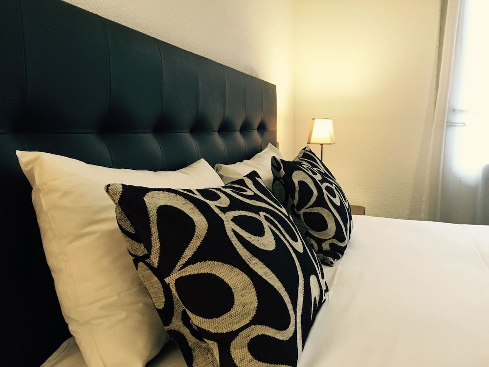 Hôtel du Moulin, Niort Classic Double Room 2