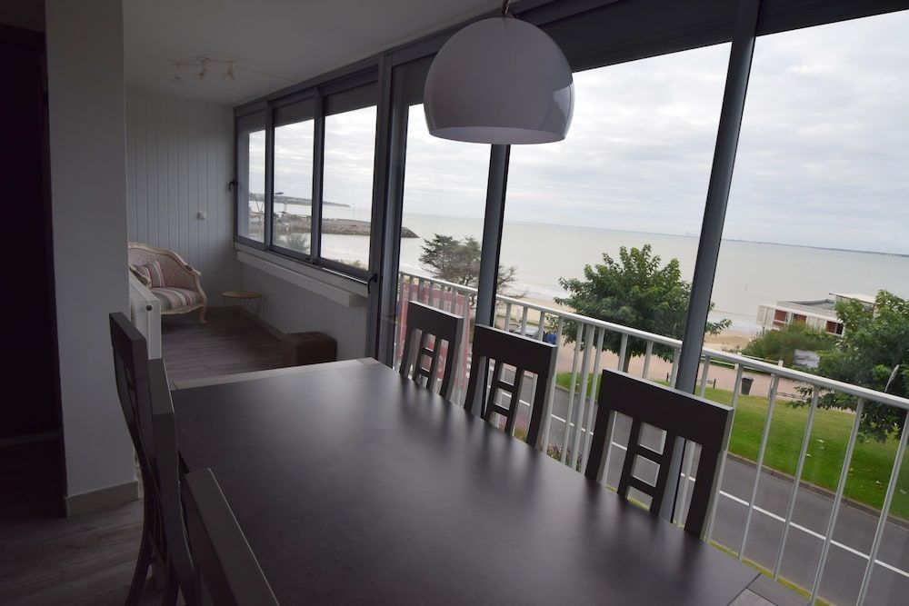 Comfort Apartment, 2 Bedrooms, Beach View, Beachside