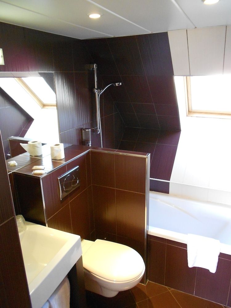 Hôtel Léman Opéra Twin Room, 2 Twin Beds 3