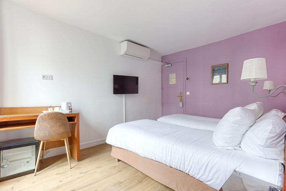 undefined Hôtel Léman Opéra 9