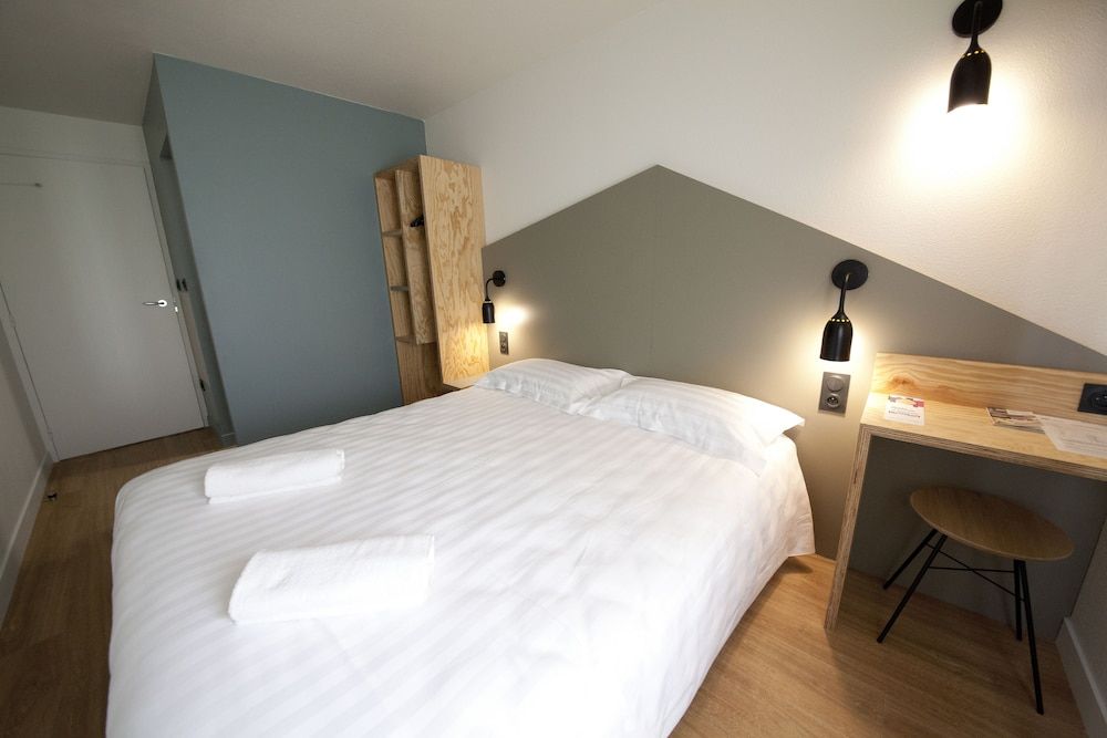 Brit Hotel Essentiel Arverne Clermont Sud Standard Double Room 2