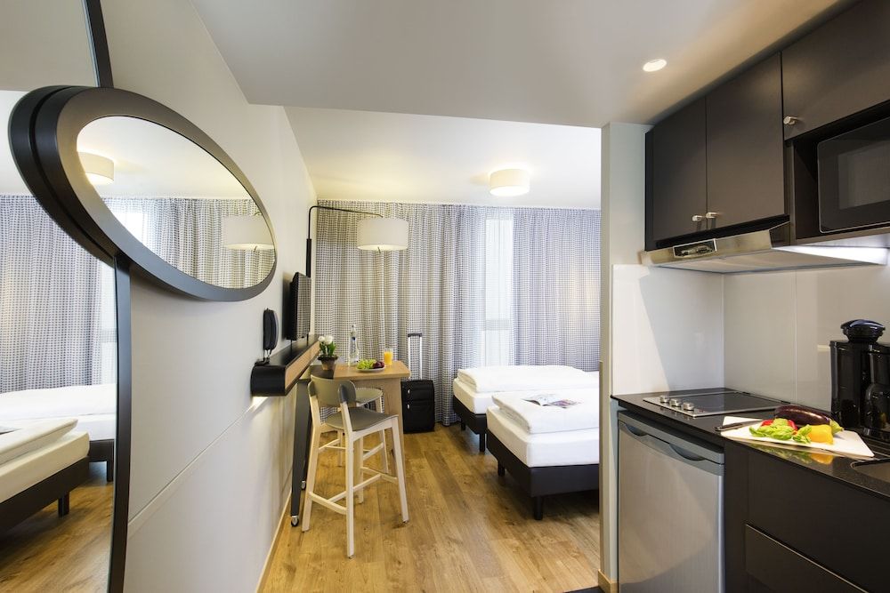 Studio, 2 Twin Beds