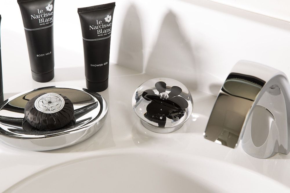 Hotel Le Narcisse Blanc & Spa Classic Double Room 3
