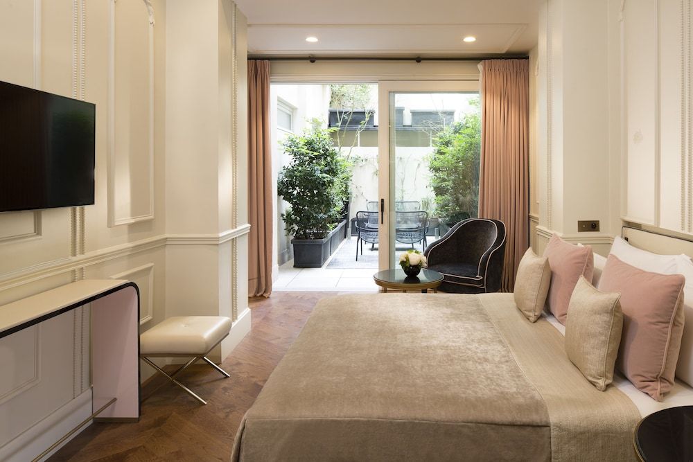 Hotel Le Narcisse Blanc & Spa