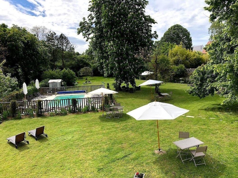 Hotel***Aunette Cottage Senlis