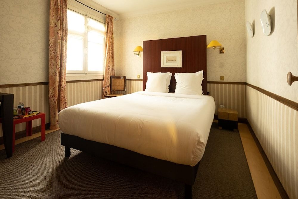 Le Relais Monceau Superior Double Room 7