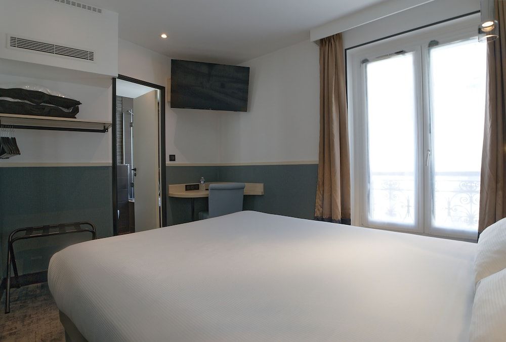 undefined Hotel Appia La Fayette 2