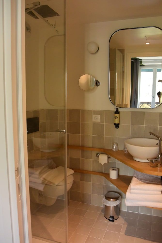 Le petit Cosy Hôtel Double or Twin Room 2