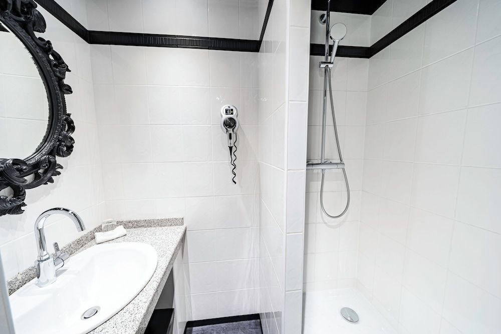 Hôtel Villa Nicolo - Tour Eiffel Standard Room 3