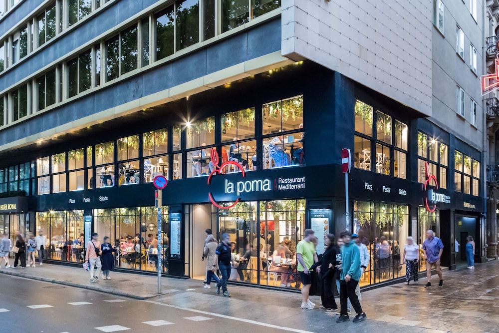 undefined Royal Ramblas 4