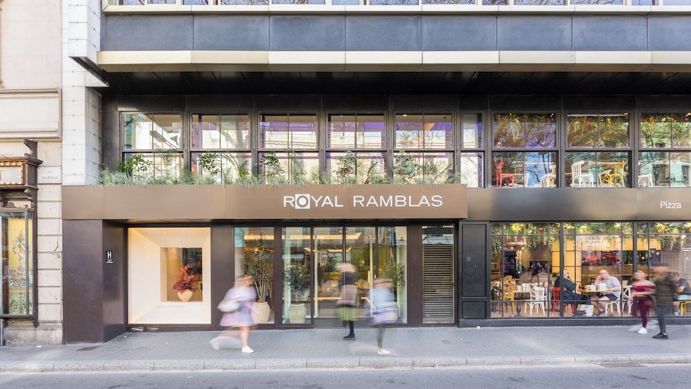 undefined Royal Ramblas 7