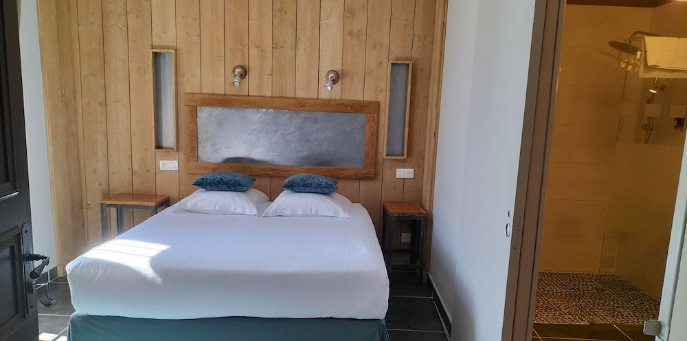 Comfort Double Room, 1 Queen Bed, Garden View