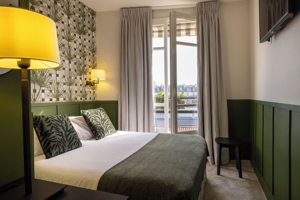 Hôtel Clément Tradition Double Room, City View 2