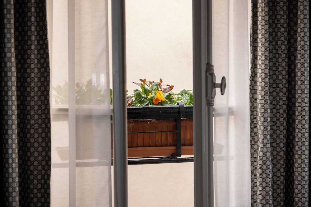 undefined Hôtel Clément 2